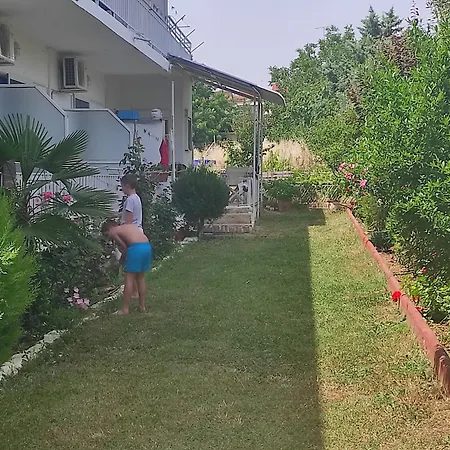 Noula * Makríjalosz